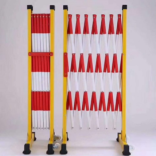 Fiberglass telescopic fence